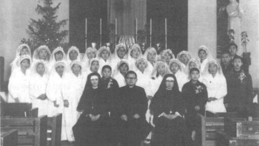 세례기념 사진(1966년)